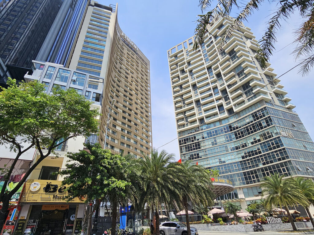 Tòa nhà Bạch Đằng Complex Hilton Đà Nẵng