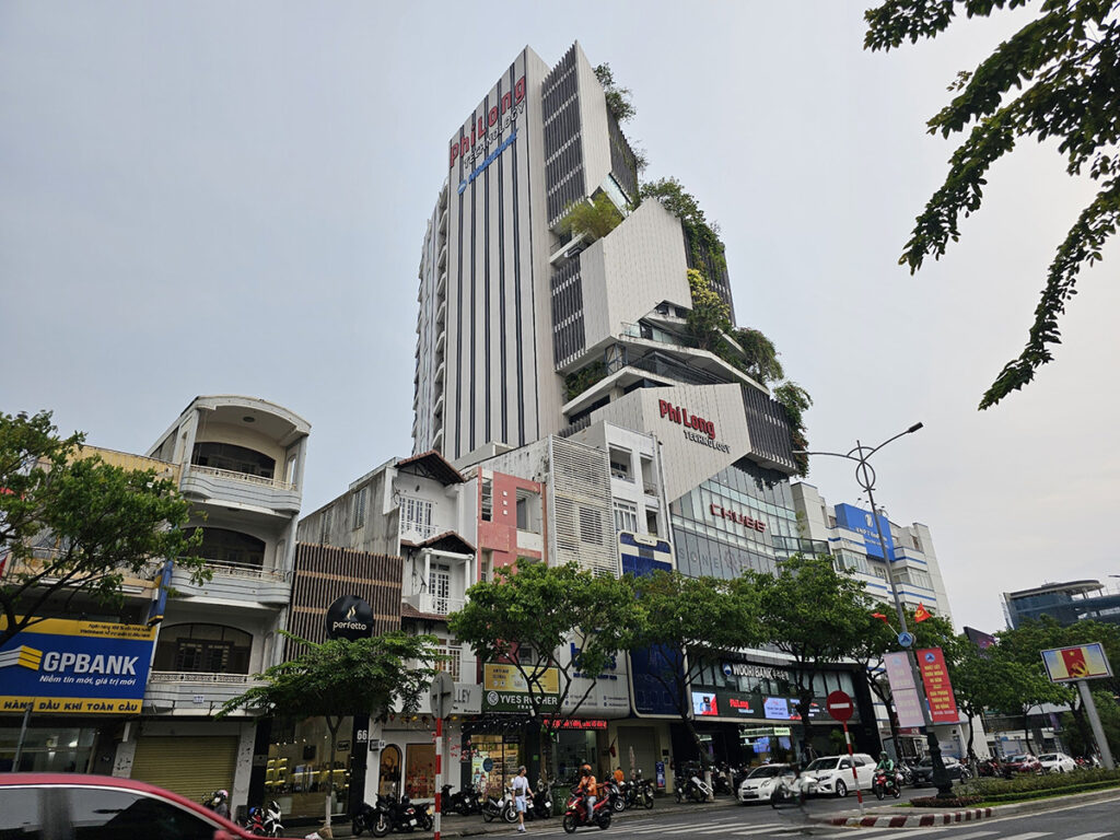 Tòa Nhà Phi Long Nguyễn Văn Linh Đà Nẵng